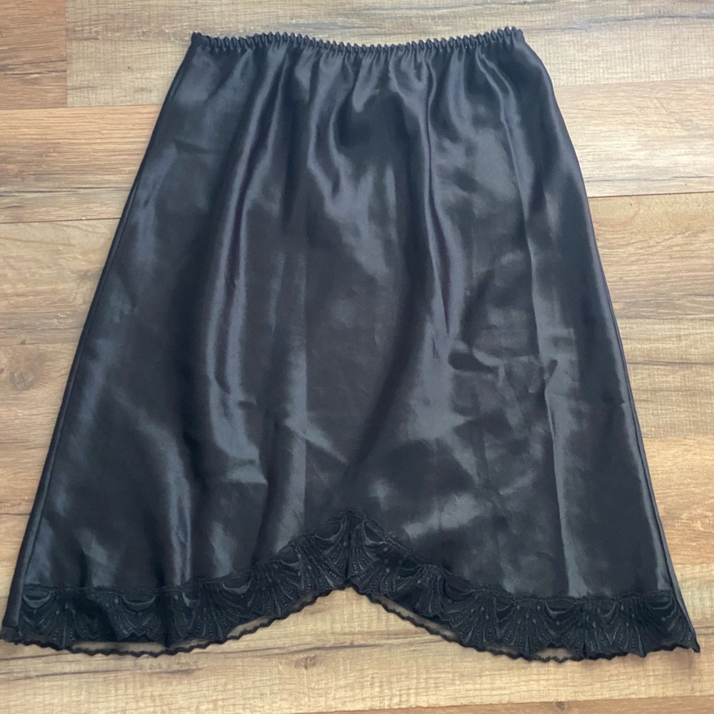 Vintage Victoria’s Secret Gold Label Black Slip Skirt